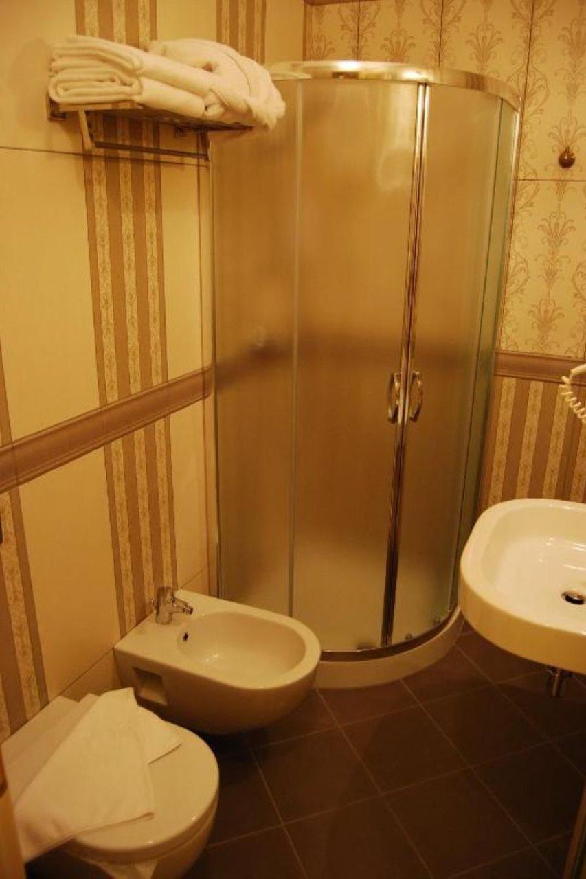 2 Kitarrat Boutique Hotel & Spa Durrës 외부 사진