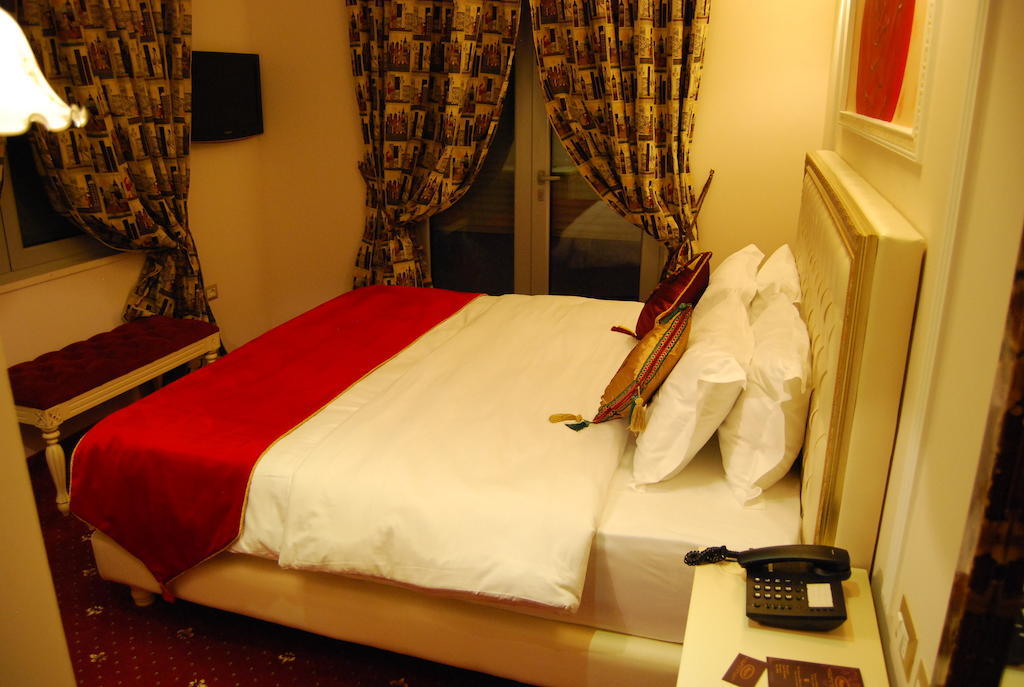 2 Kitarrat Boutique Hotel & Spa Durrës 외부 사진