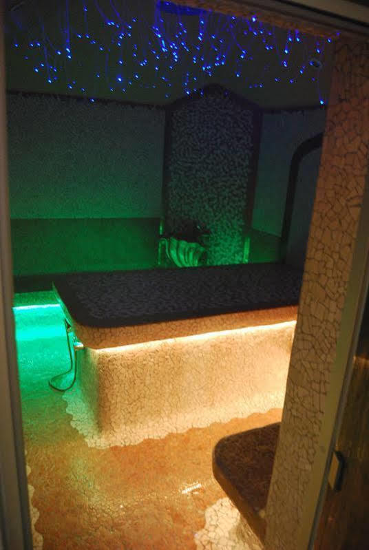 2 Kitarrat Boutique Hotel & Spa Durrës 외부 사진